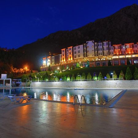 The Apple Palace Hotel อมาสยา ภายนอก รูปภาพ